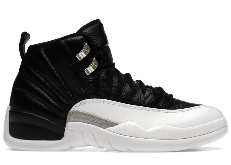 Air-Jordan-12-Retro-Playoffs-2022-Product_y7lxgu_b73fc0fe-974b-446f-b8e0-ba937ef2cee2.jpg