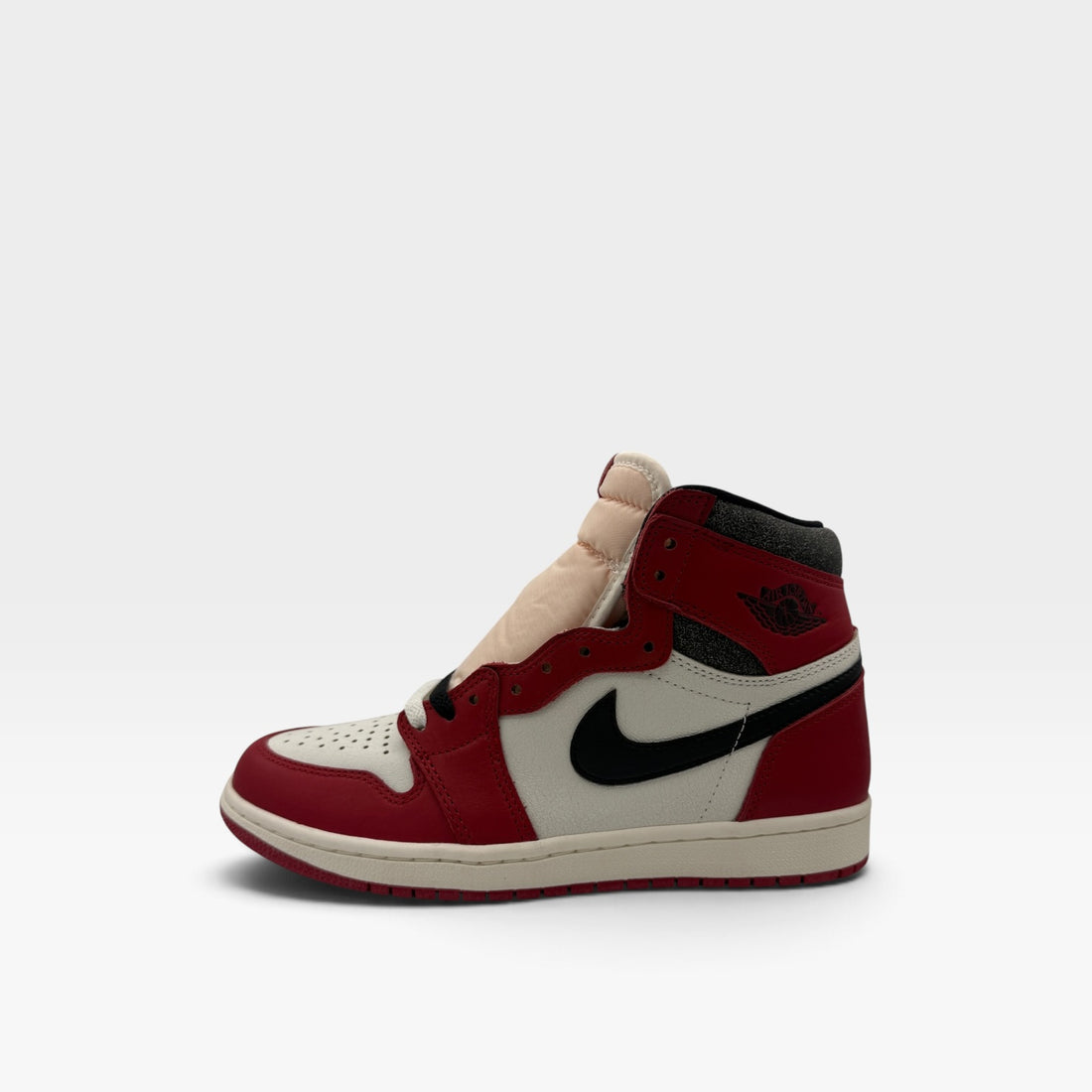 Jordan 1 Retro High OG Chicago Lost and Found