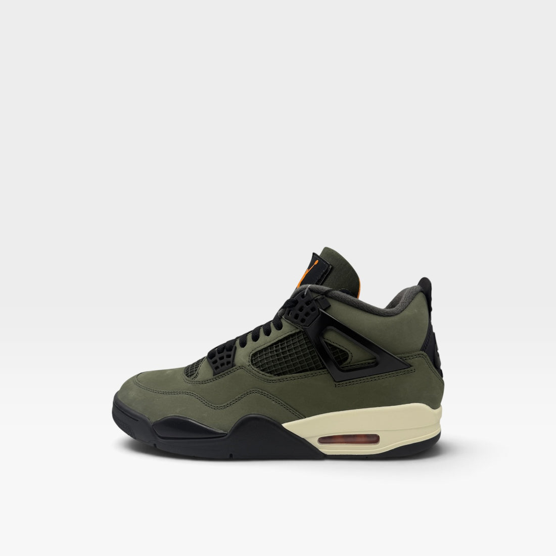 Jordan 4 Retro OG SP Undefeated (2025)