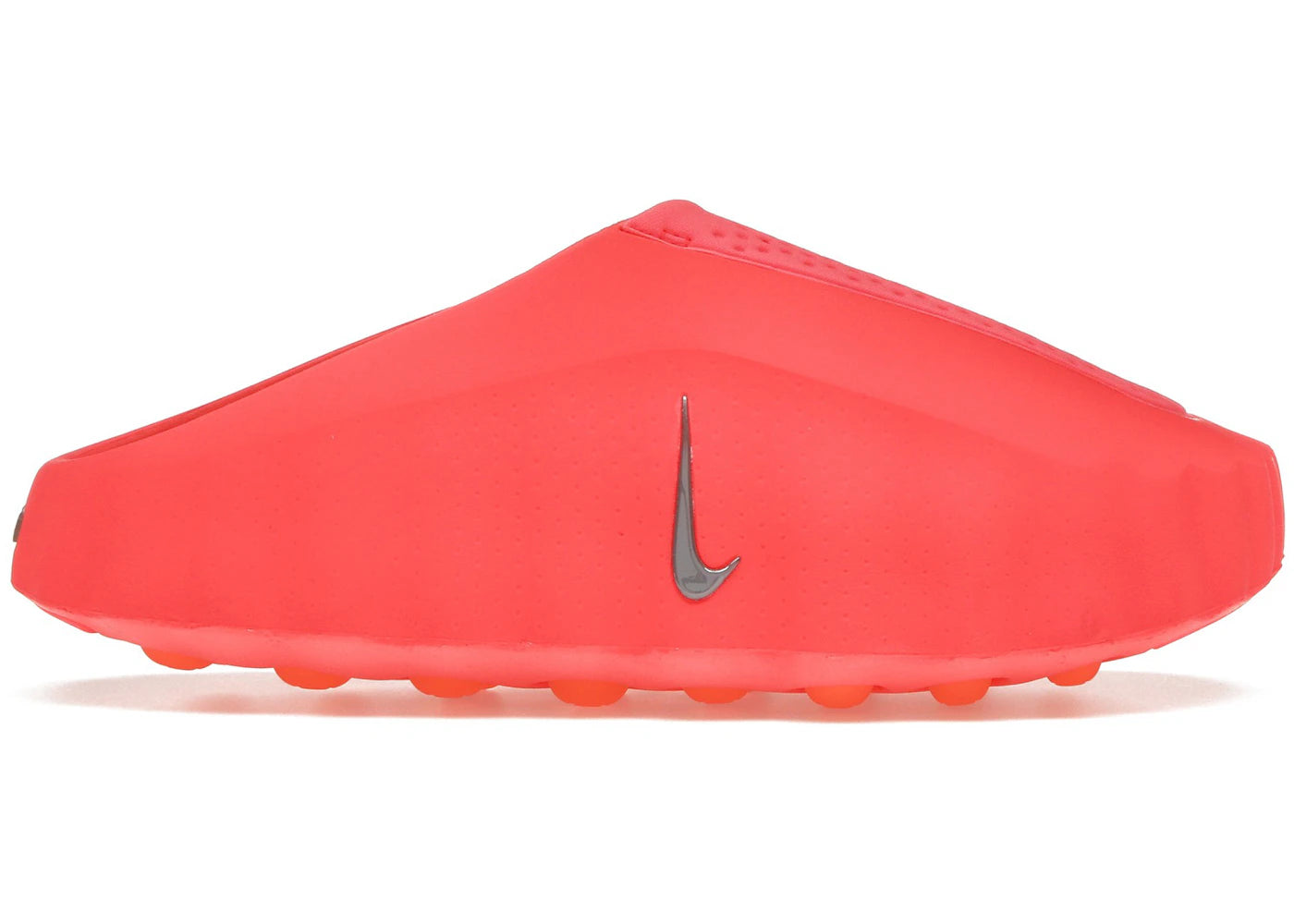 Nike-Mind-001-Slide-Solar-Red-Product_61359420-c677-4443-b331-6310f56e4a27.webp
